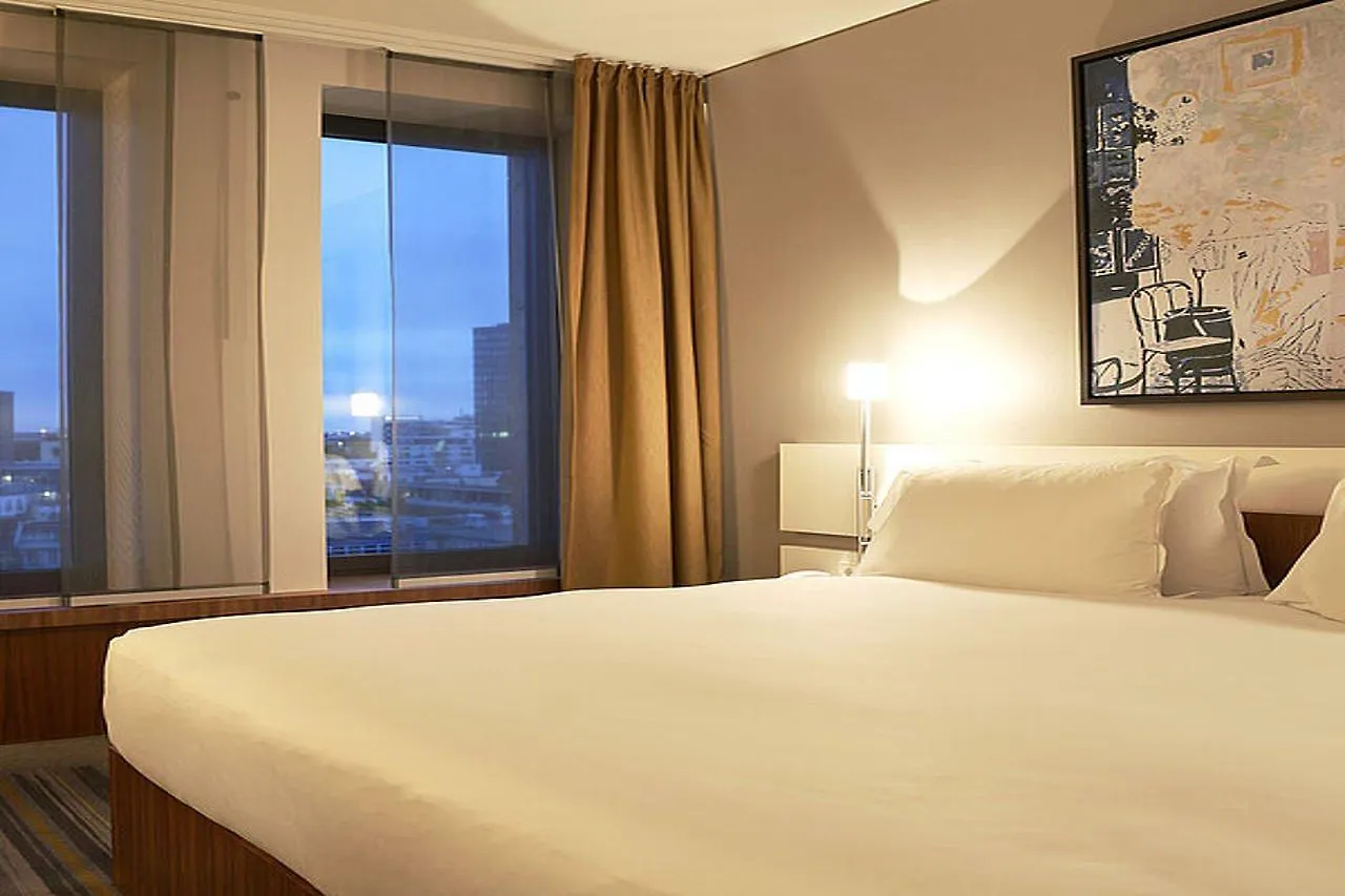 Hotel Dorint Kurfuerstendamm Berlino