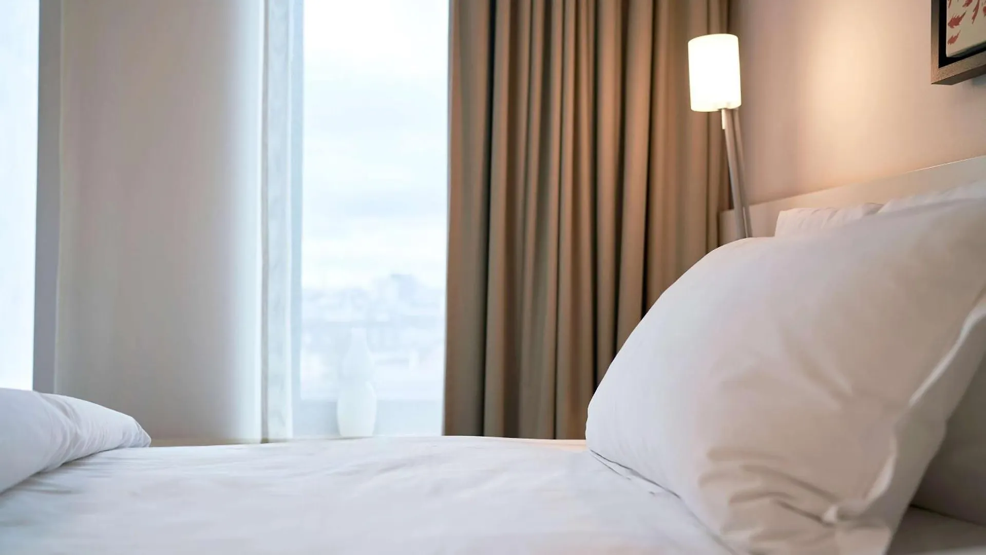 Hotel Dorint Kurfuerstendamm Berlino