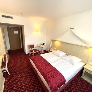 Otel Chateau Kurfuerstendamm, Berlin