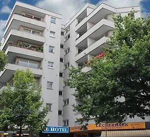 Otel Amadeus, Berlin